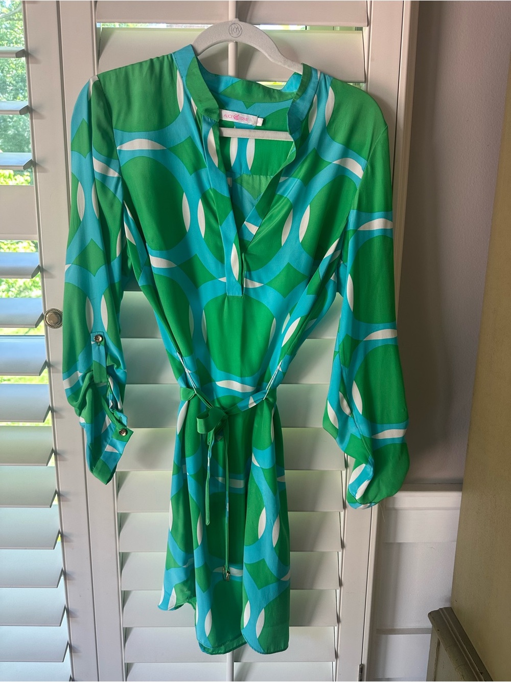 Alice & Trixie Green and Teal Patterned Blouse